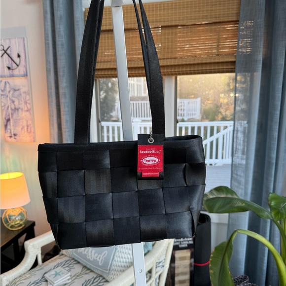 Harveys Black Seatbelt Bag - Picture 6 of 10